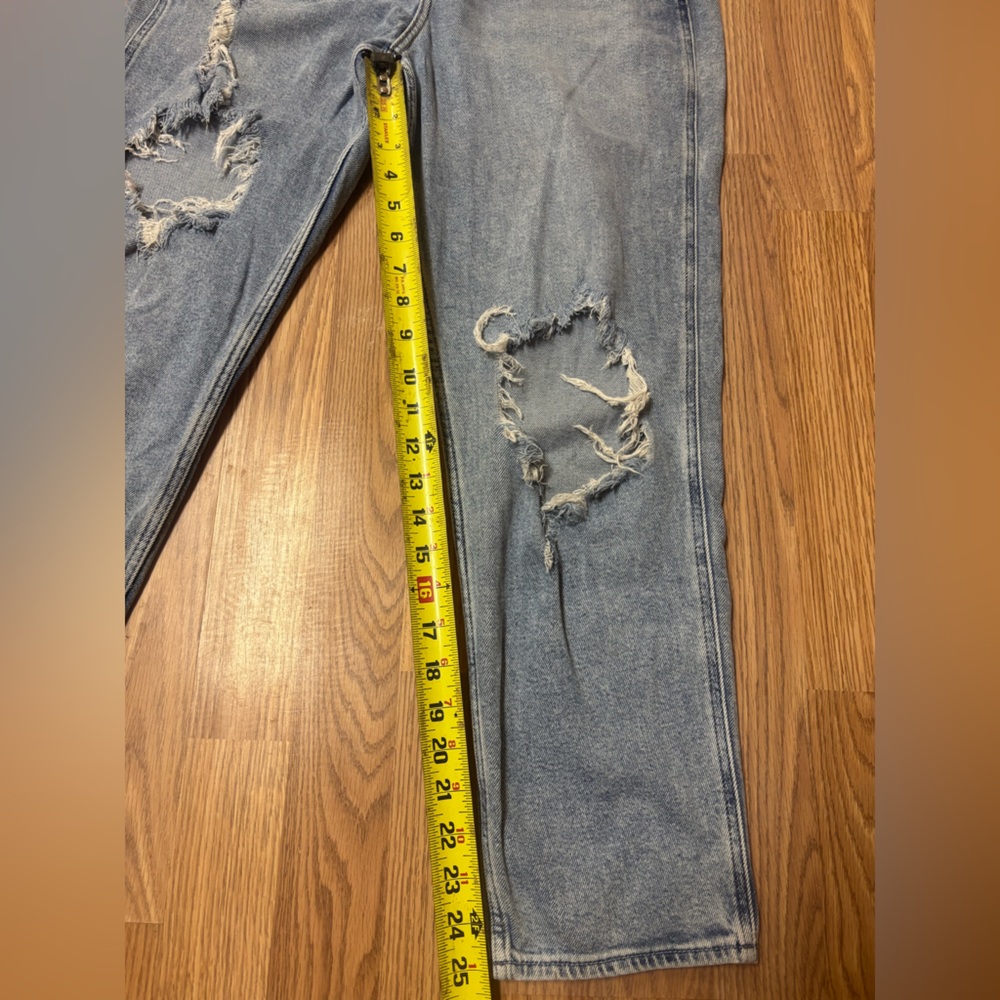 Hollister High Rise Distressed Jeans - Light Blue - Picture 6 of 8